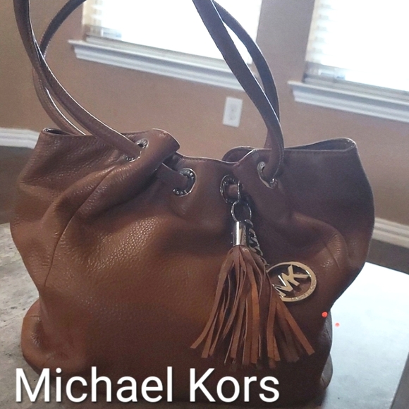 Michael Kors Handbags - Tan Michael Kors Hobo Handbag